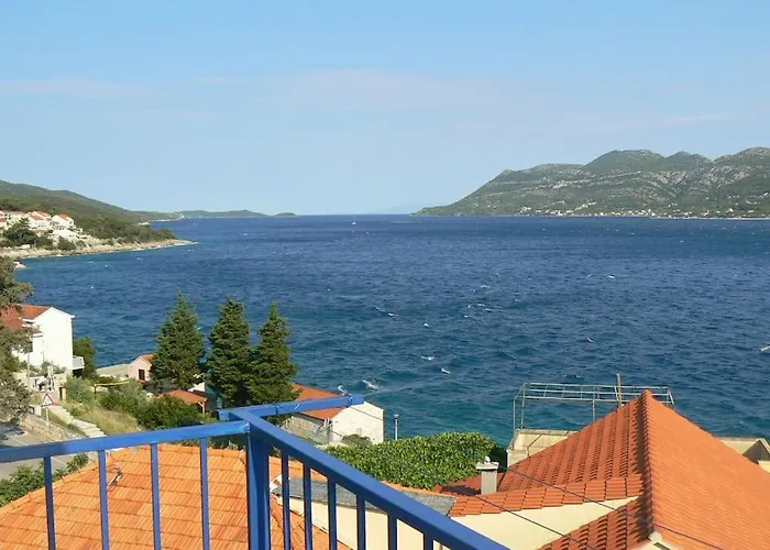 Smiley With A Million Dollar View * Korčula