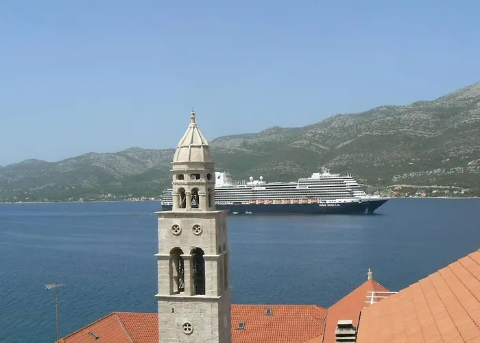 Smiley With A Million Dollar View *